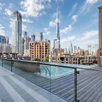 Dubai Dreams Wake Up To The Burj Khalifa