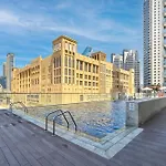 Dubai Dreams Wake Up To The Burj Khalifa