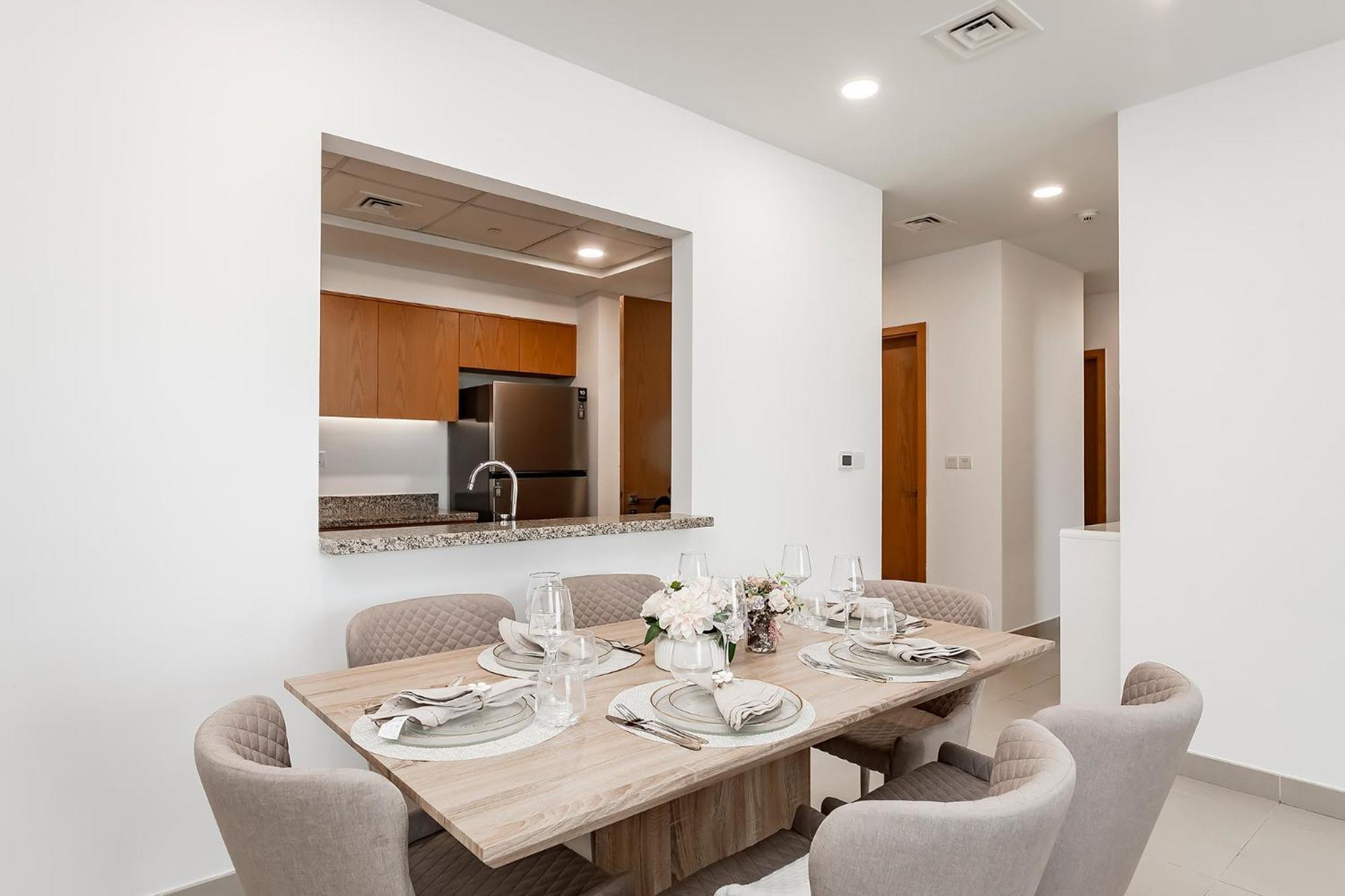 Dreams Wake Up To The Burj Khalifa Apartment