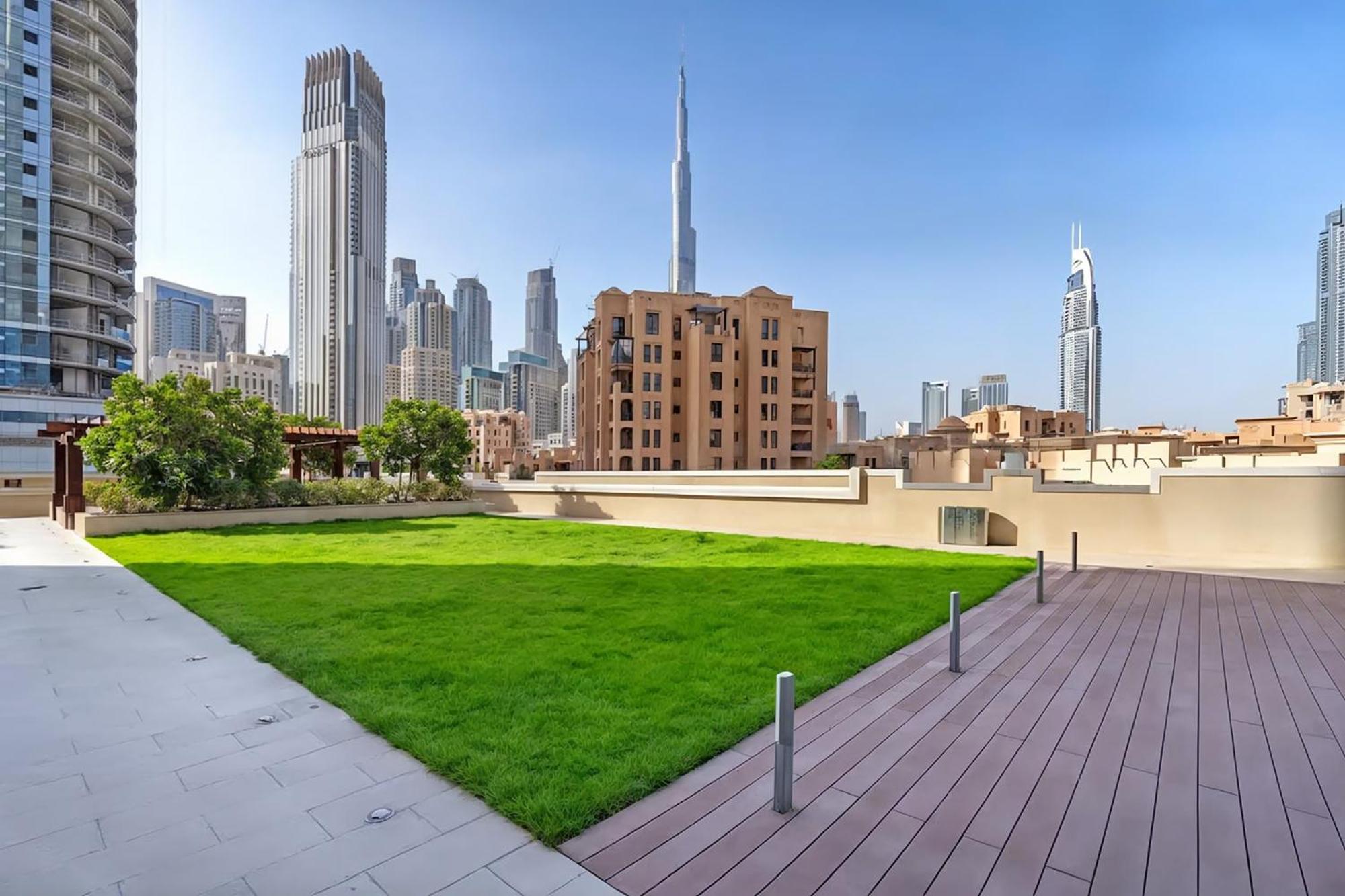 Dreams Wake Up To The Burj Khalifa Apartment *