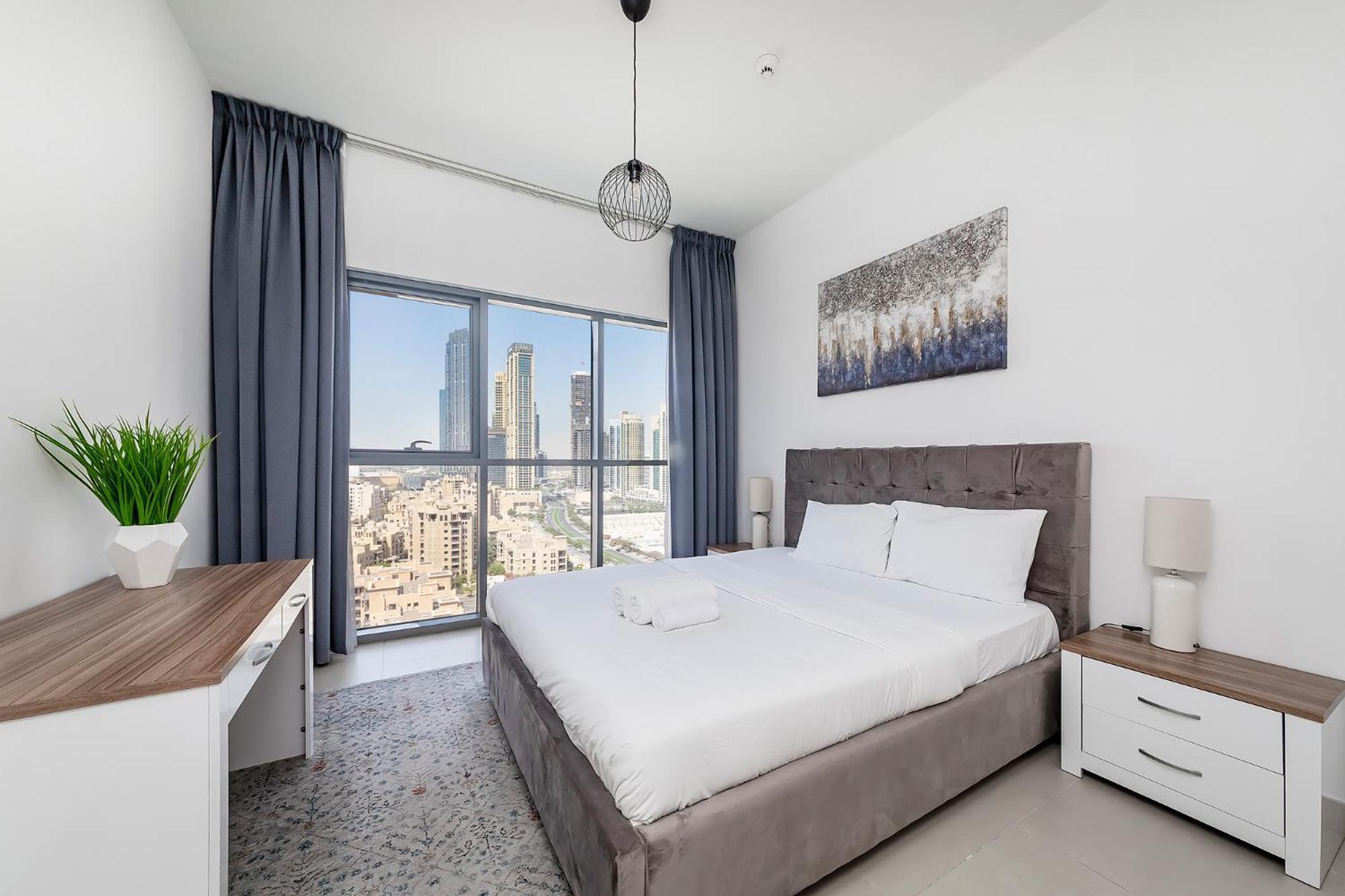 Dreams Wake Up To The Burj Khalifa * Dubai